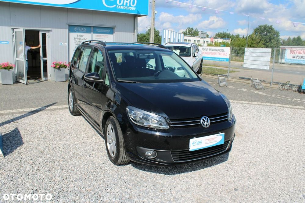 Volkswagen Touran - 4