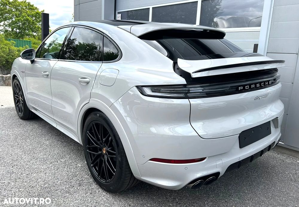 Porsche Cayenne Coupe E-Hybrid