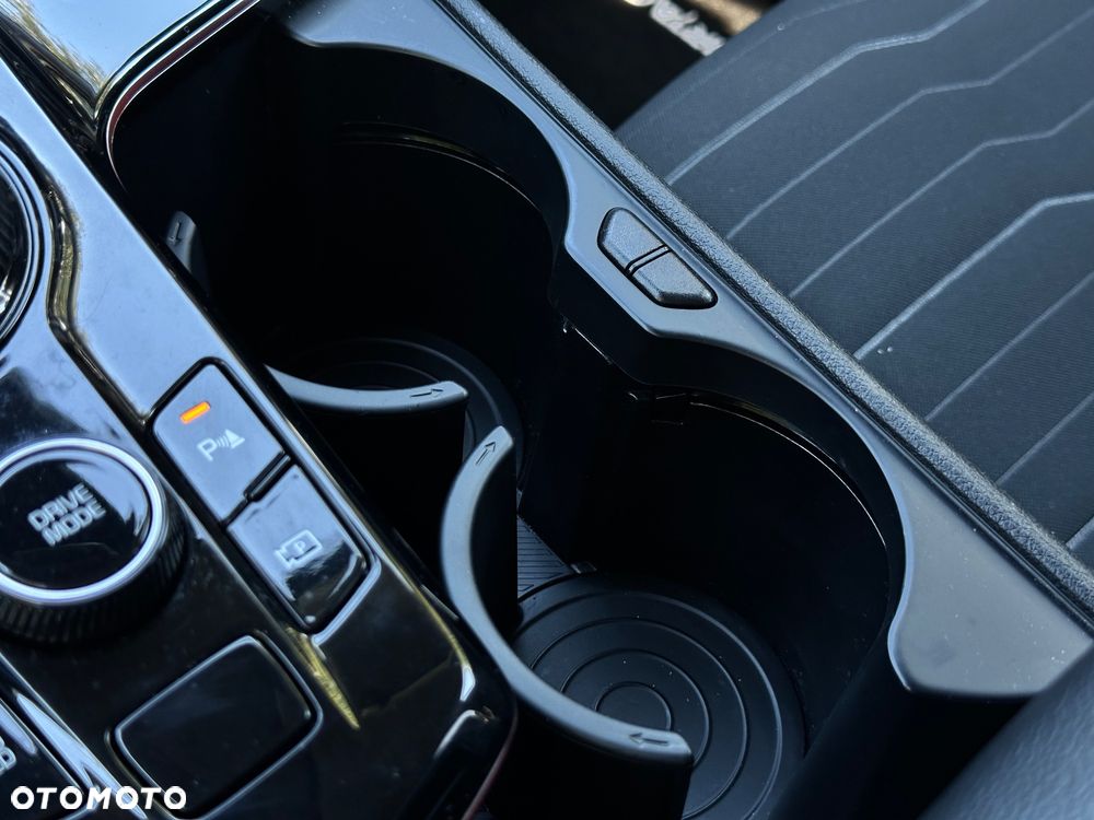 Kia Sportage 1.6 T-GDI HEV Anniversary 2WD - 24