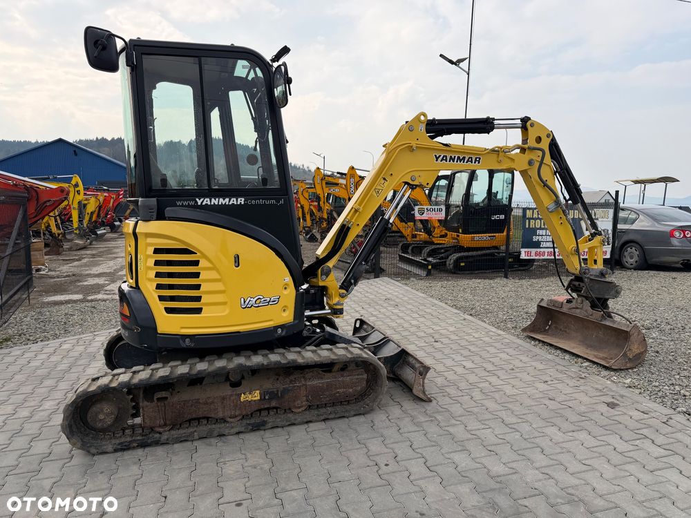 Yanmar Vio25 - 6