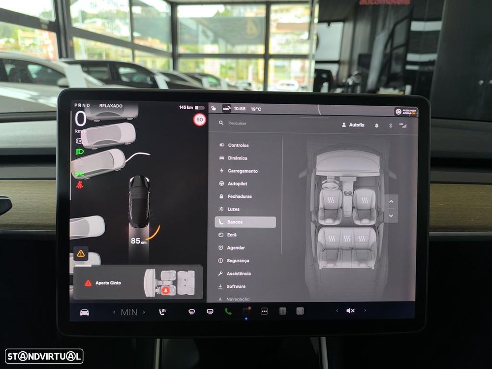 Tesla Model 3 - 16