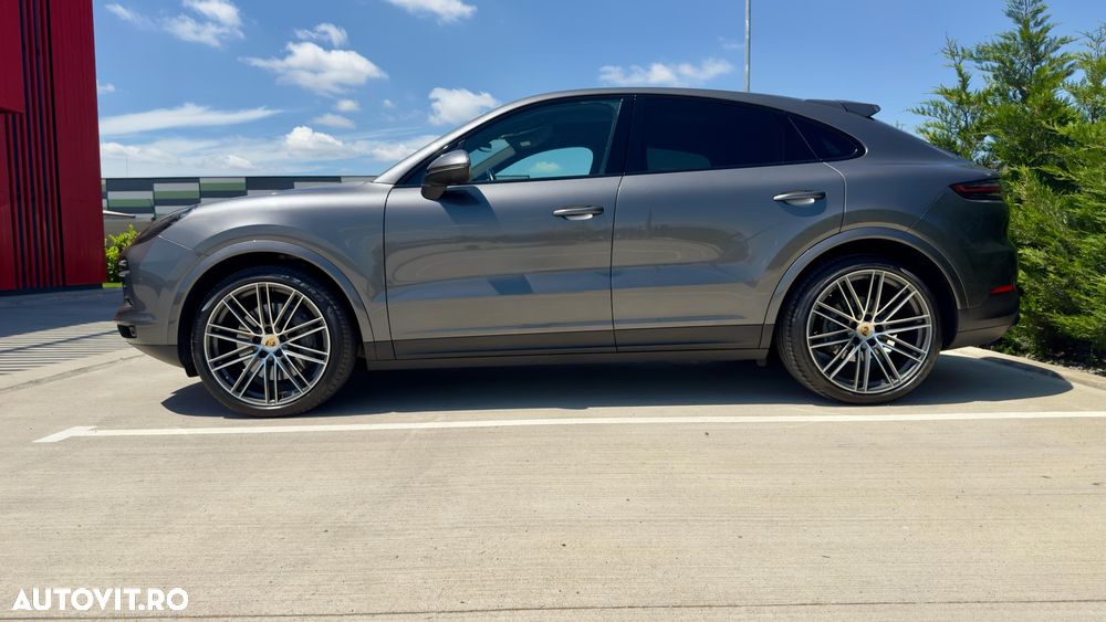 Porsche Cayenne Coupe - 4