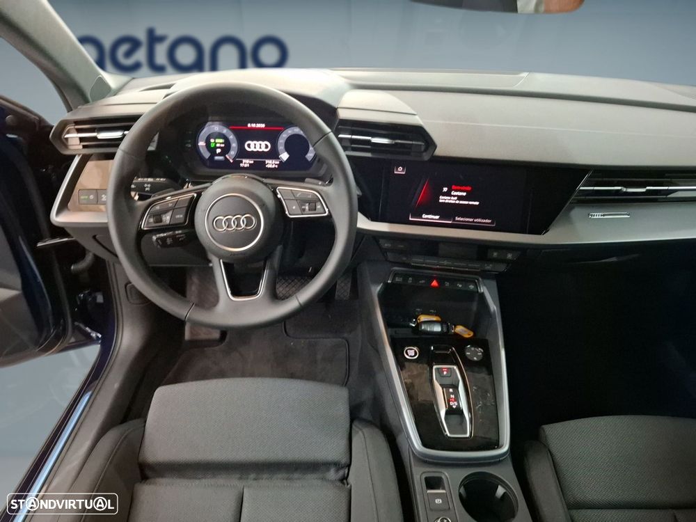 Audi A3 Allstreet 40 TFSIe SE Business Plus - 13