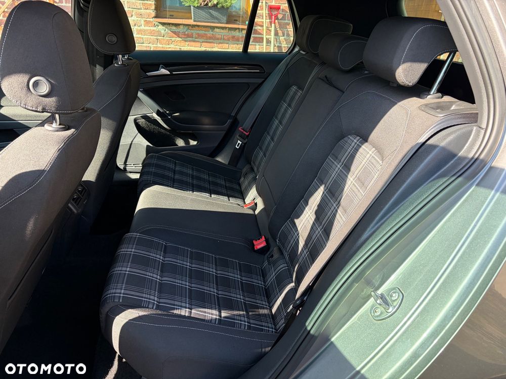 Volkswagen Golf GTD (BlueMotion Technology) DSG - 15