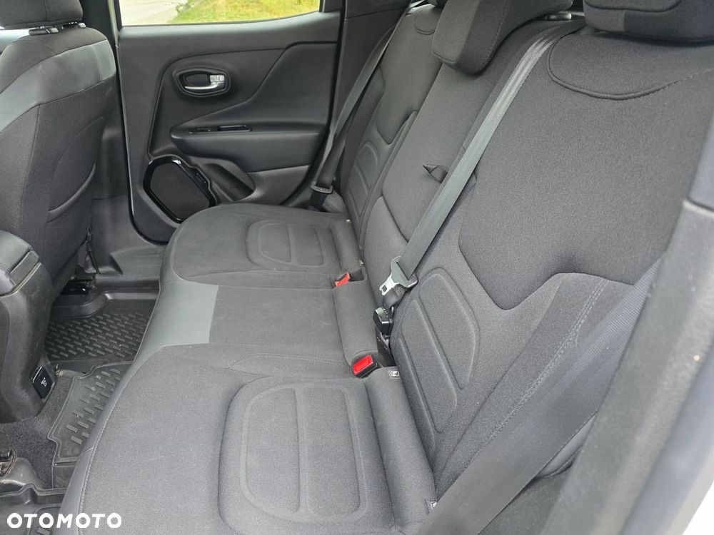 Jeep Renegade 1.6 E-torQ Longitude Adventure Edition - 9