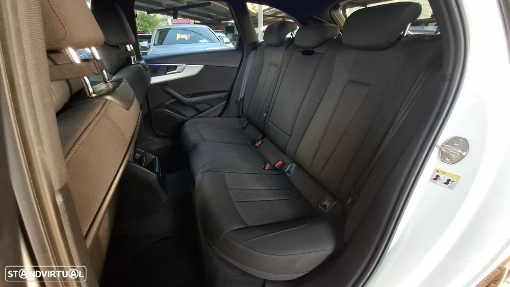 Audi A4 Avant 2.0 TDI S tronic sport - 29