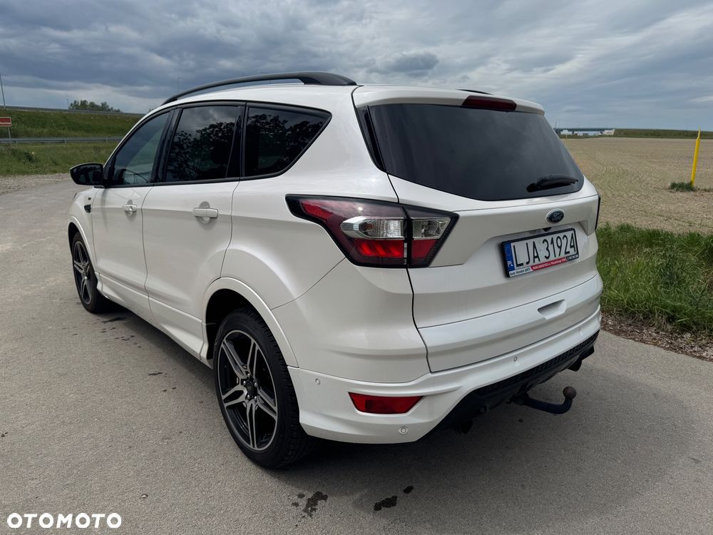 Ford Kuga 2.0 TDCi 2x4 ST-Line - 3
