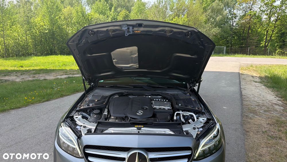 Mercedes-Benz Klasa C 200 d 9G-TRONIC - 33