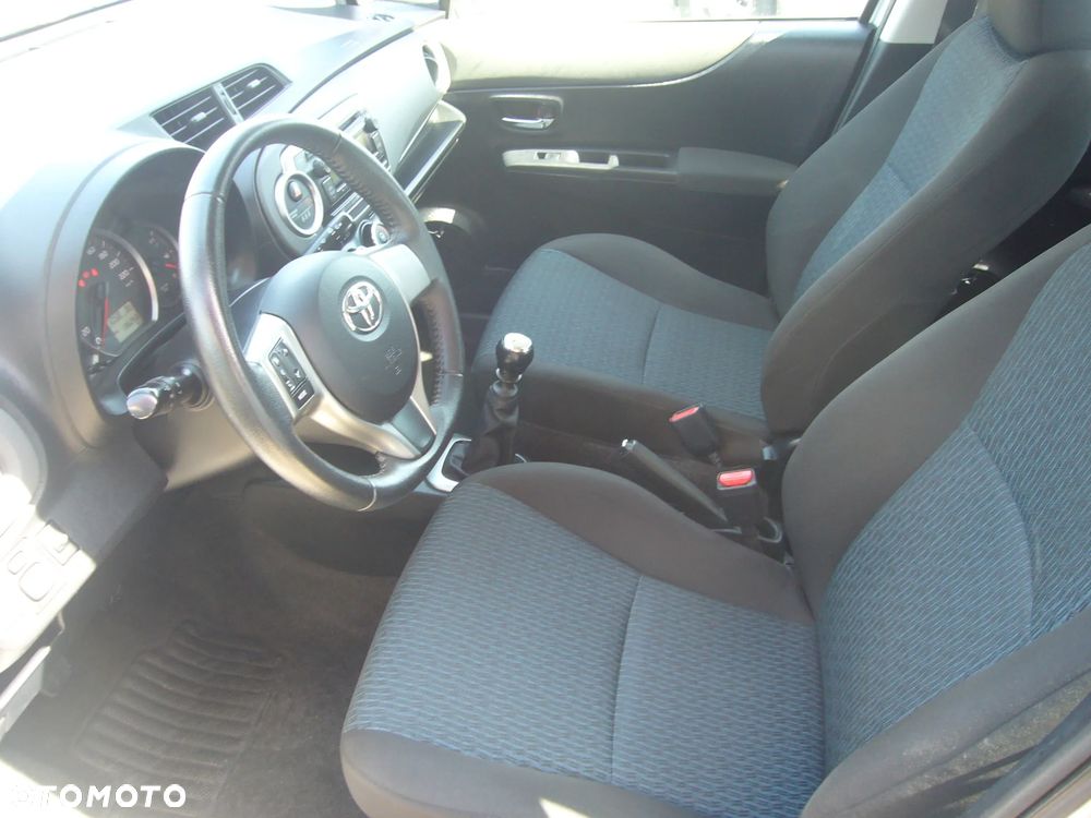 Toyota Yaris - 11