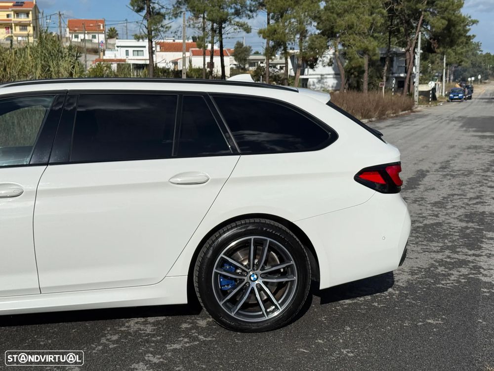 BMW 530 e Pack Desportivo M - 5