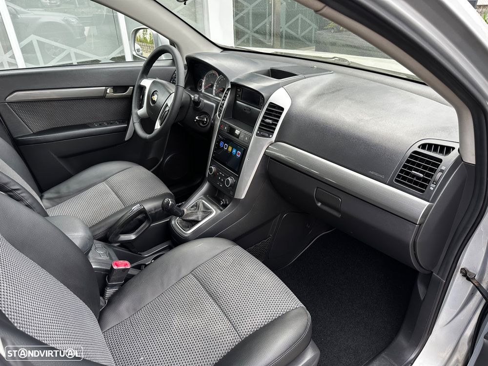 Chevrolet Captiva 2.0 VCDi Seven 7L - 24