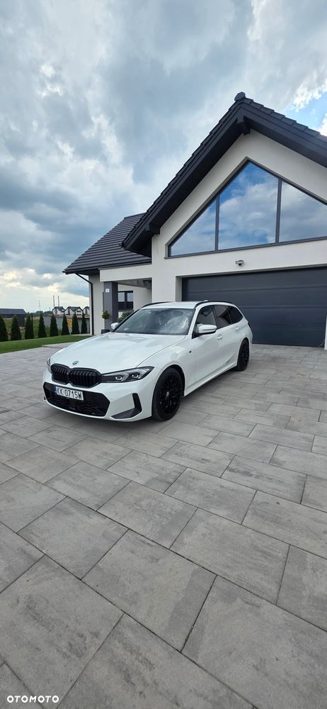 BMW Seria 3 330i M Sport - 1