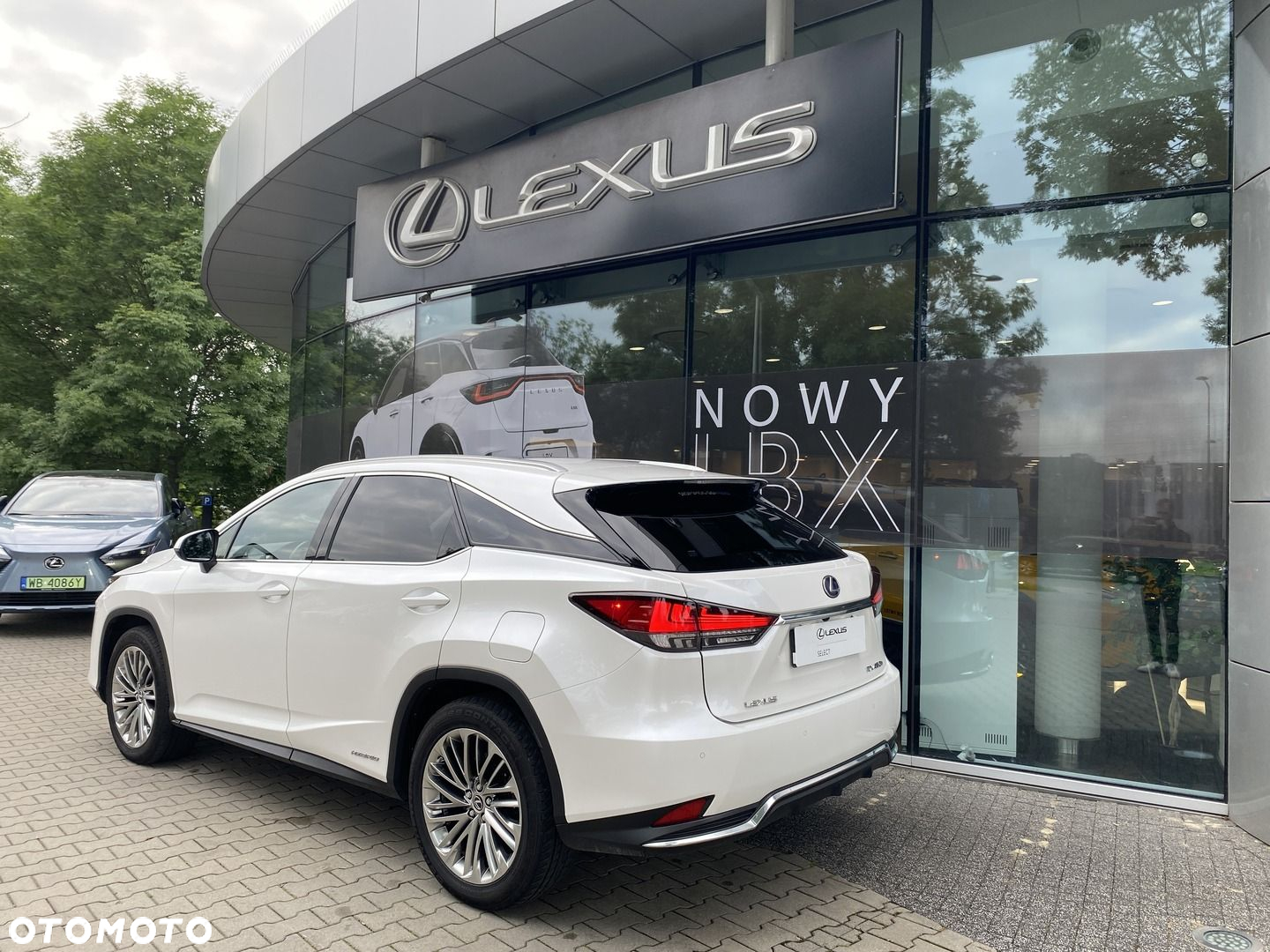 Lexus RX - 8