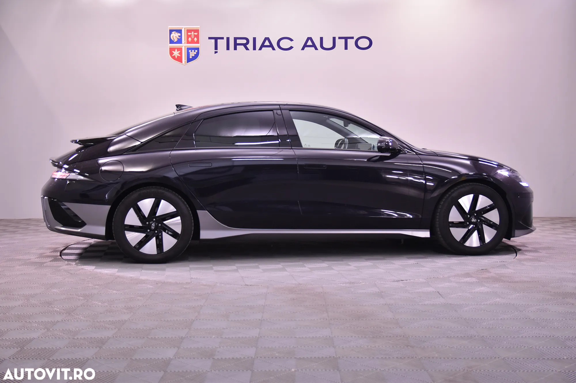 Hyundai IONIQ - 6