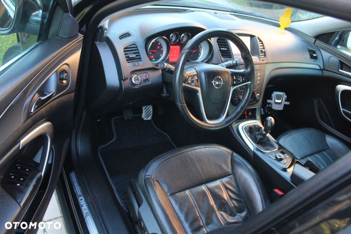 Opel Insignia 2.0 CDTI - 24