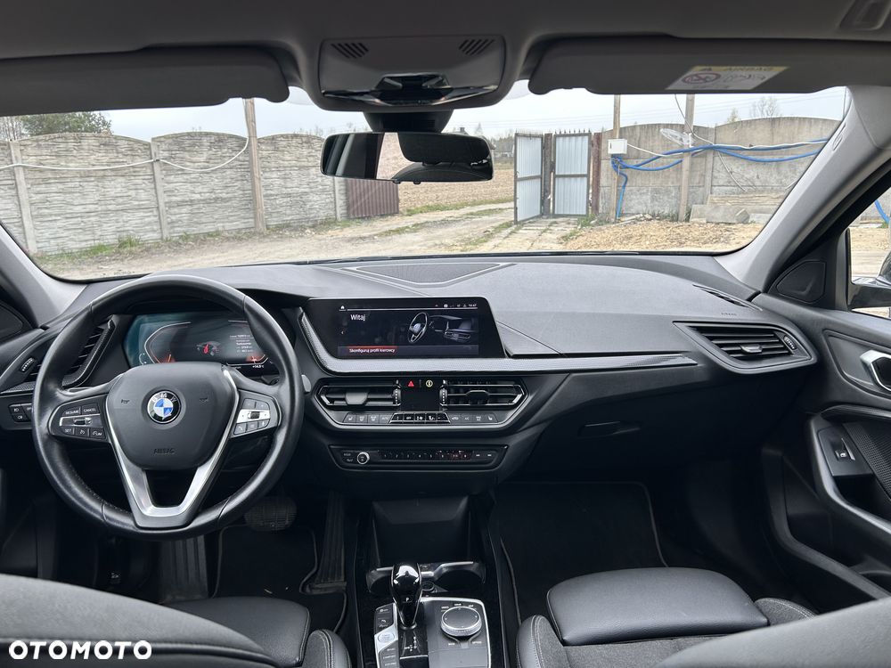 BMW Seria 1 118d Sport Line - 7