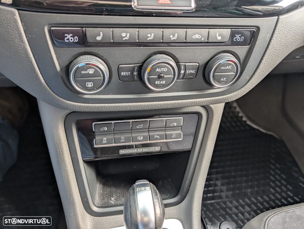 VW Sharan 2.0 TDI Highline DSG - 27