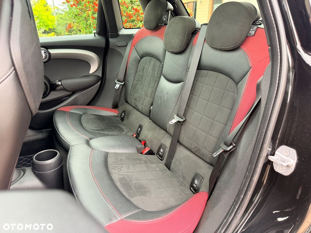 MINI Cooper - 24