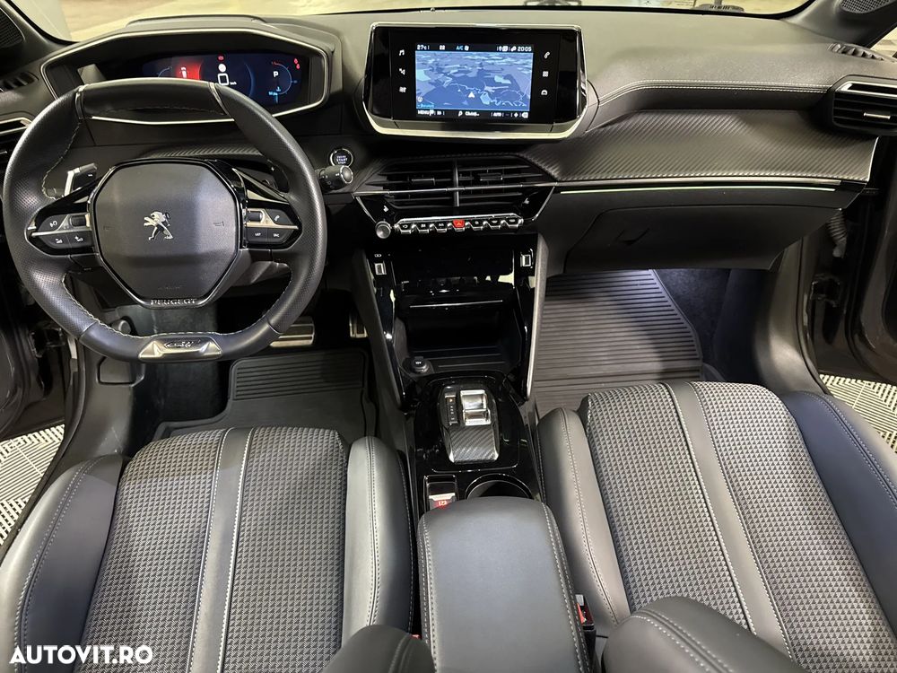 Peugeot 208 1.2 L PureTech STT GT Pack - 10