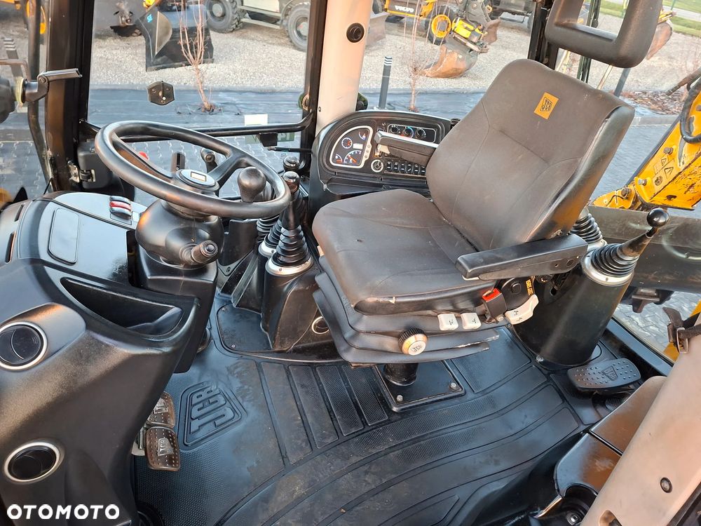 JCB 3CX Contractor Rok 2018 - 2