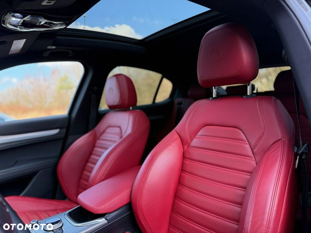 Alfa Romeo Stelvio 2.0 Turbo 16V AT8-Q4 Super - 22