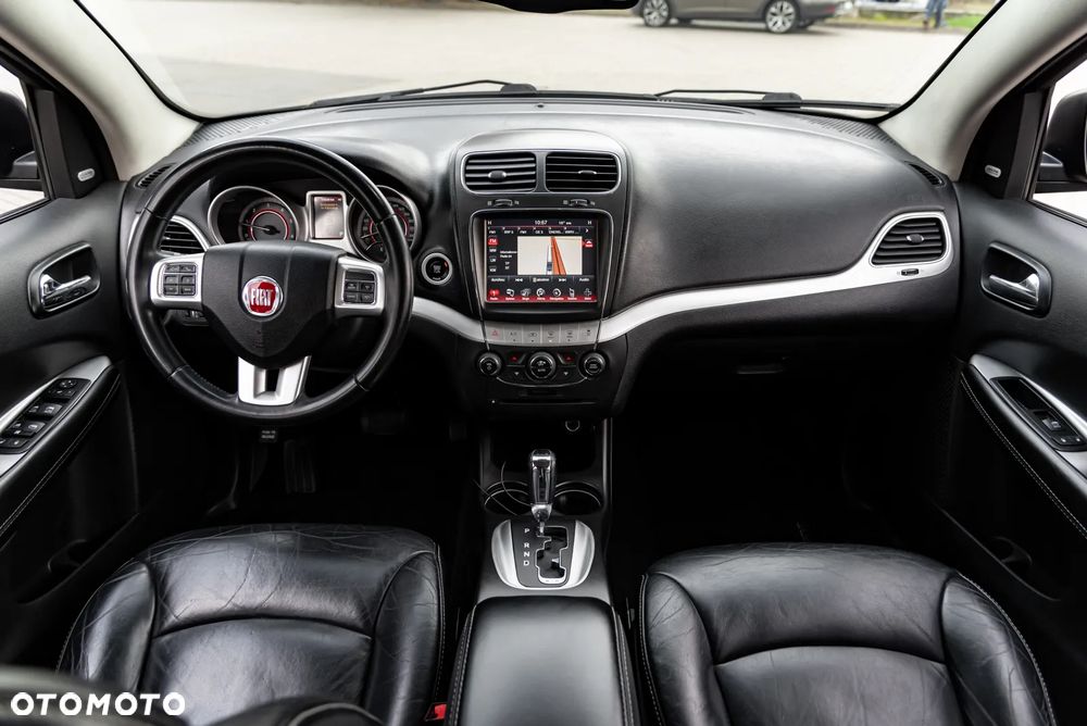 Fiat Freemont 2.0 Multijet Black Code AWD - 28