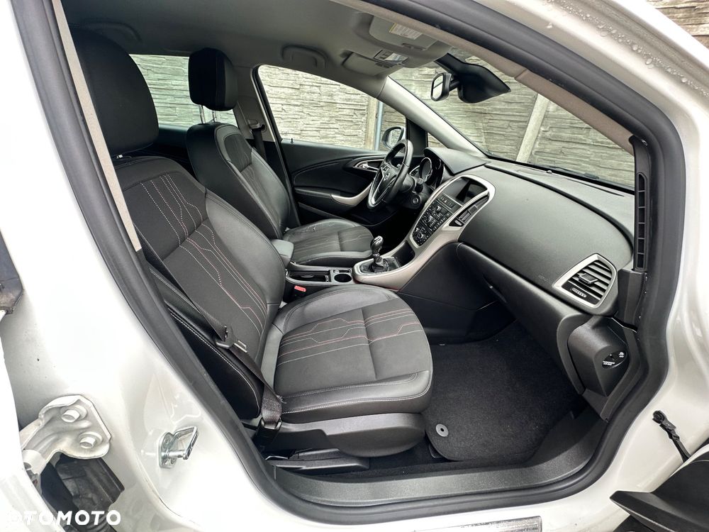 Opel Astra - 13