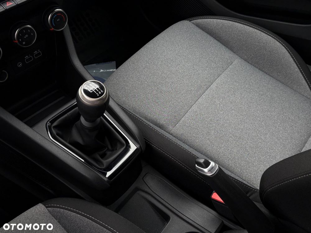 Renault Clio - 28