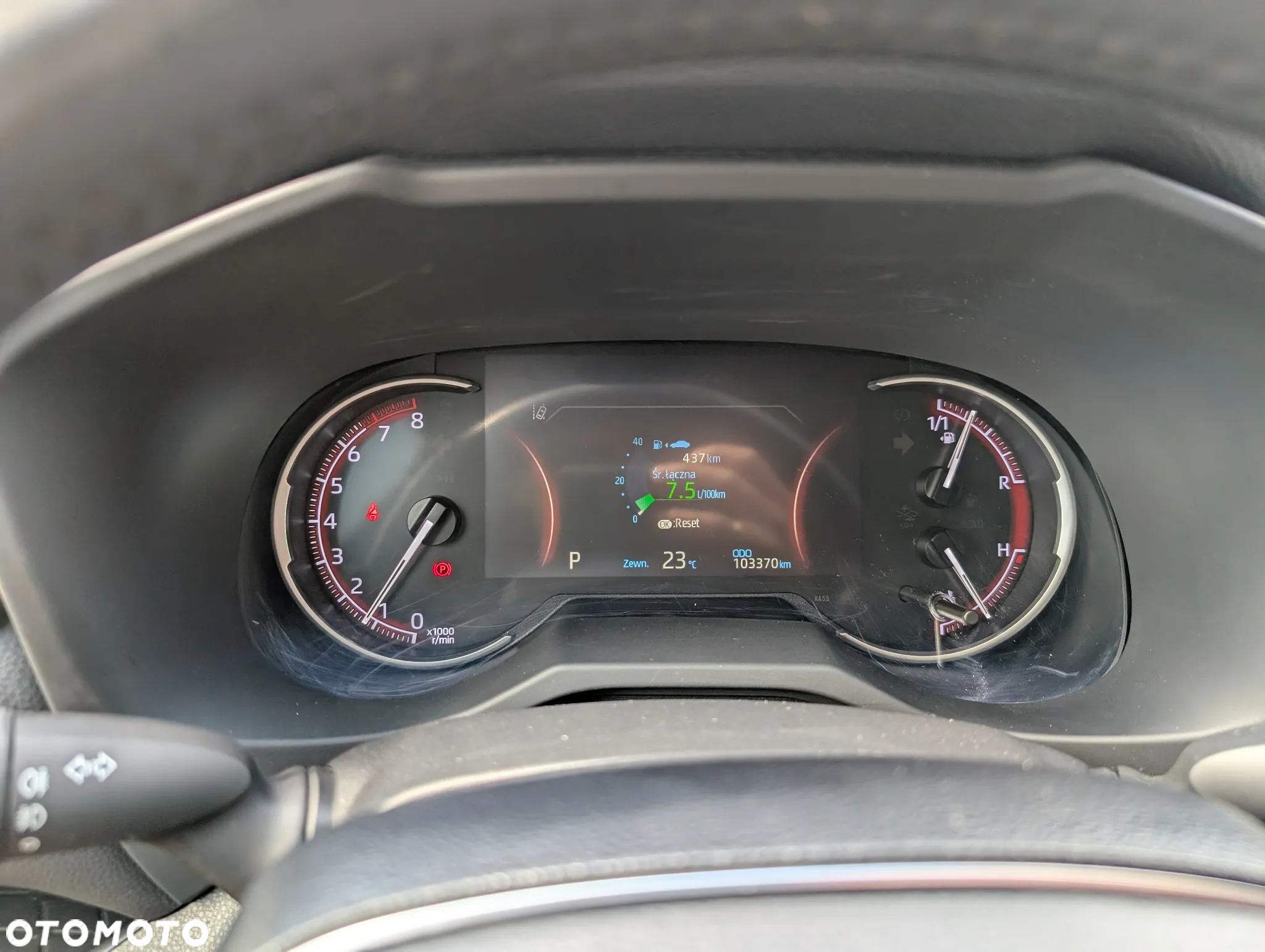 Toyota RAV4 - 6