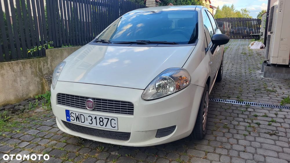 Fiat Grande Punto Actual 1.2 8V Fresh - 1