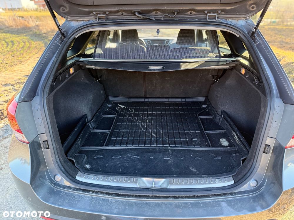 Hyundai i40 Kombi blue 1.7 CRDi Premium - 15