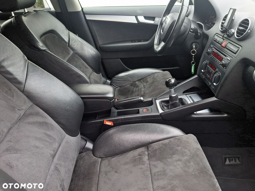 Audi A3 Sportback - 10