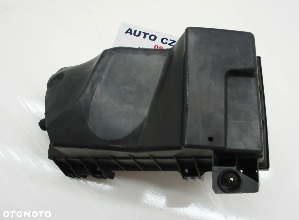 VW Bora Filtr Powietrza Obudowa - 3