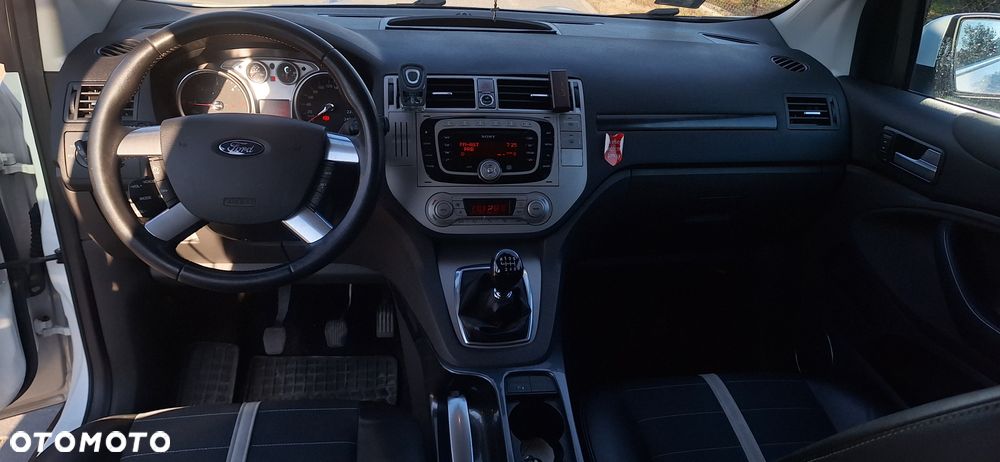 Ford Kuga 2.0 TDCi Titanium - 8