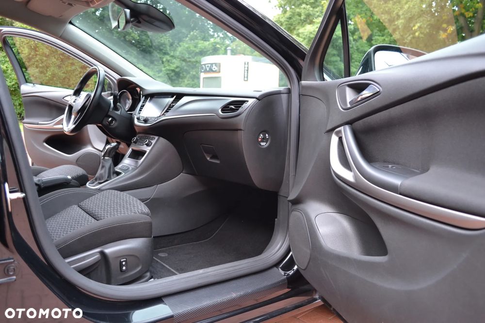 Opel Astra 1.6 CDTI Elite S&S - 21