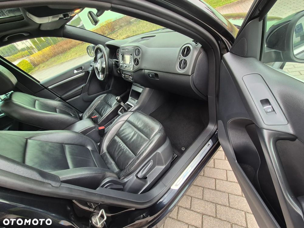 Volkswagen Tiguan 2.0 TDI 4Mot R-Style - 29