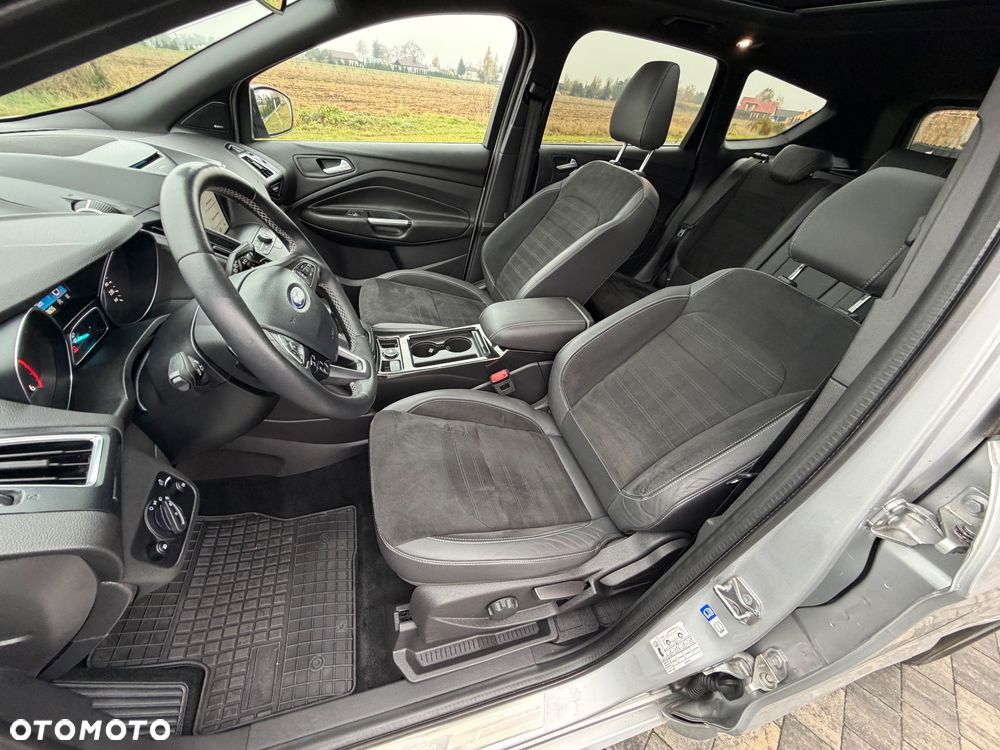 Ford Kuga 2.0 TDCi AWD ST-Line - 12