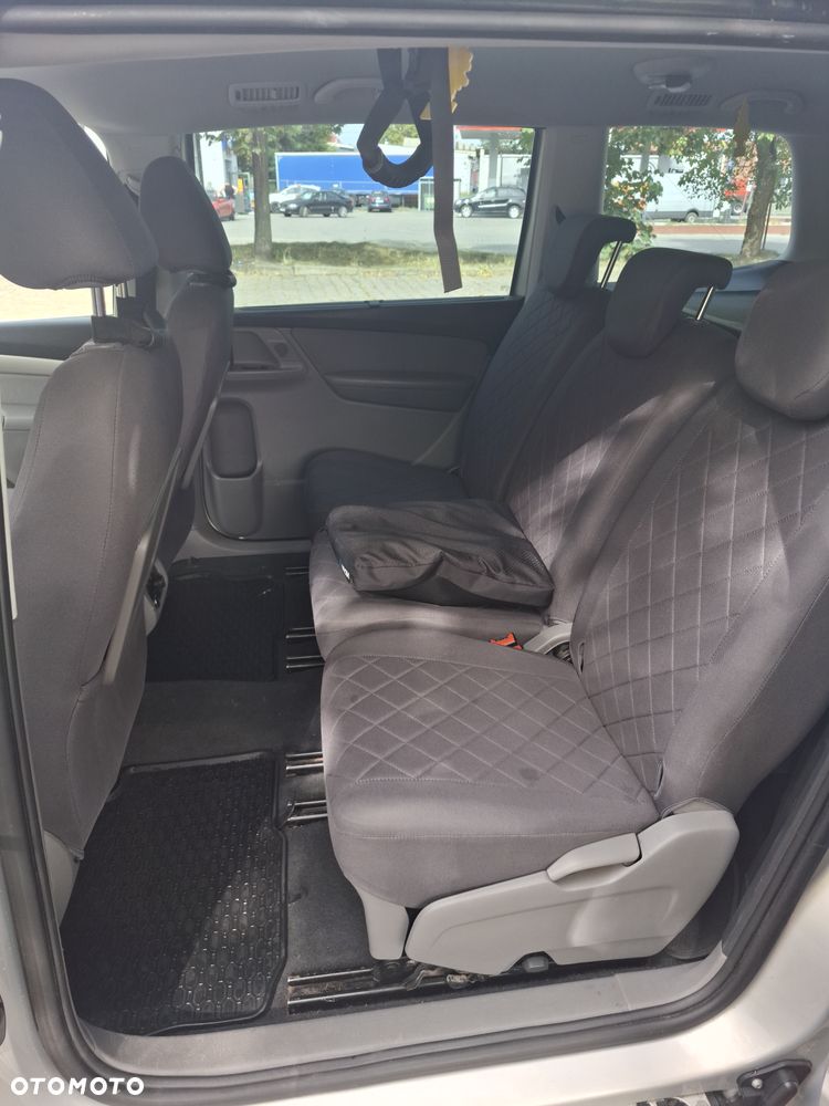 Seat Alhambra 2.0 TDI Reference DSG - 24