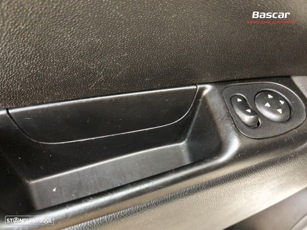 Fiat 500C 1.0 Hybrid Lounge - 46