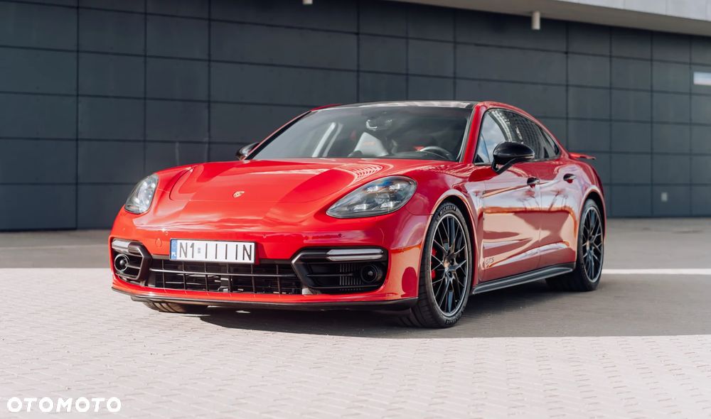 Porsche Panamera GTS GPF - 3