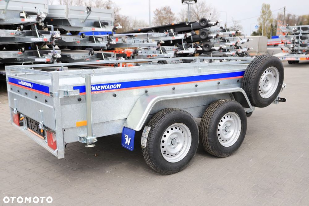 Niewiadów Majster z podjazdami 2700 kg - 24