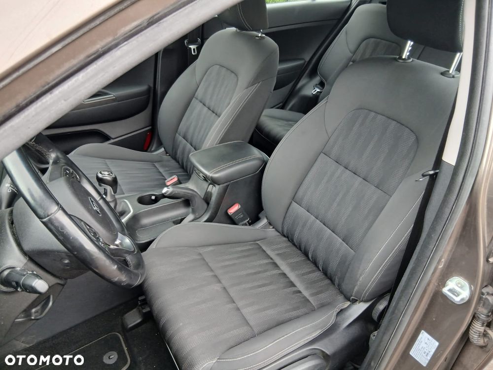 Kia Sportage 1.6 GDI Business Line 2WD - 18