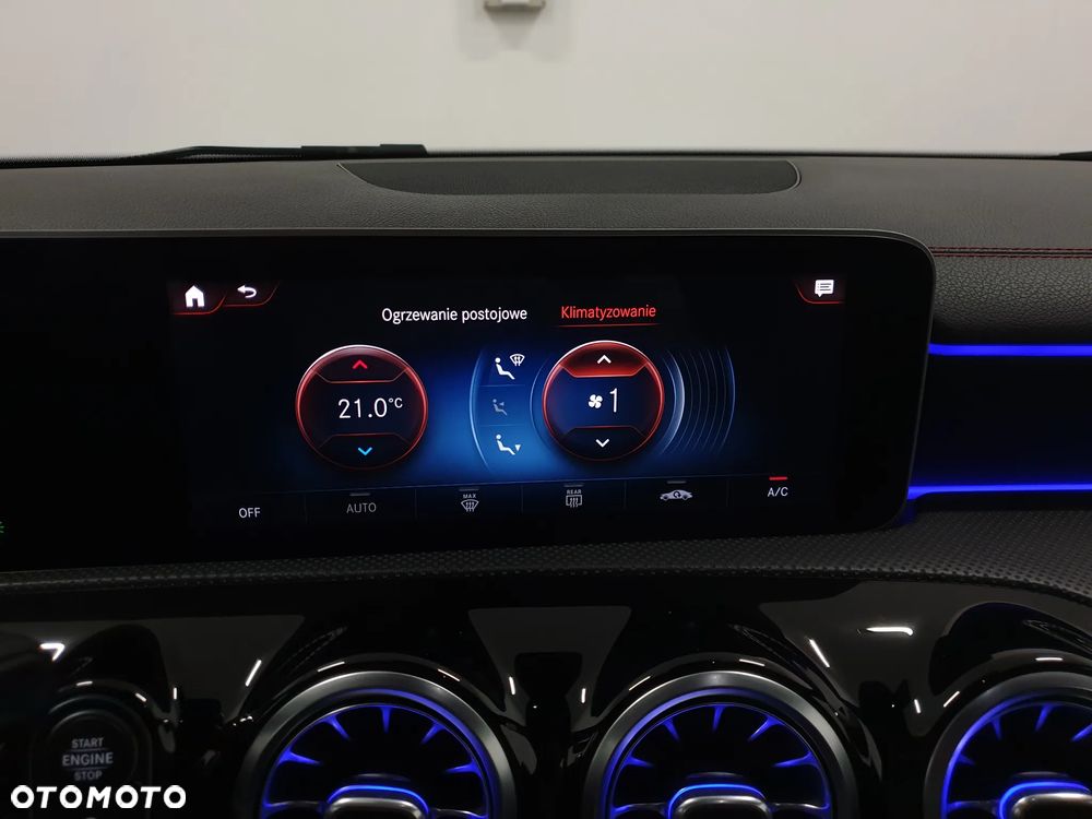 Mercedes-Benz CLA 250 7G-DCT - 18