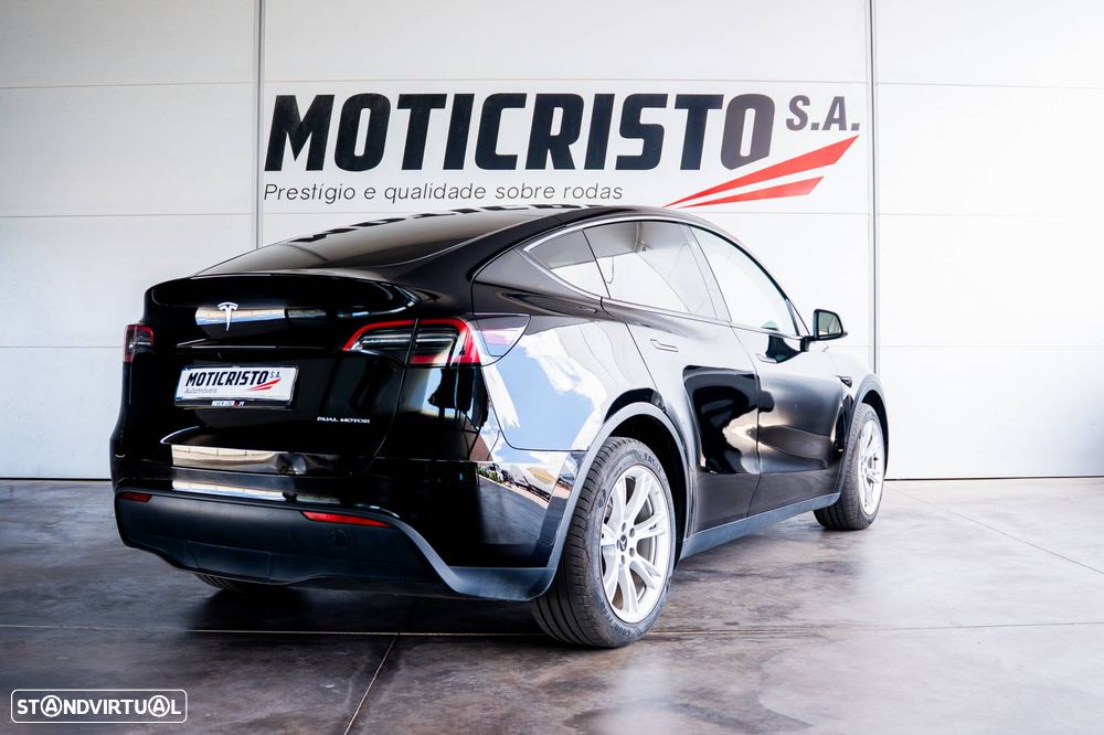 Tesla Model Y Long Range Tração Integral - 8