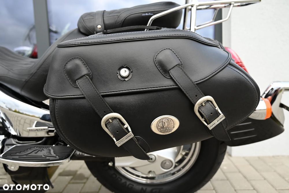 Honda VTX - 32