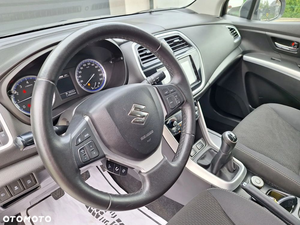 Suzuki SX4 S-Cross 1.0 T Premium 4WD - 16