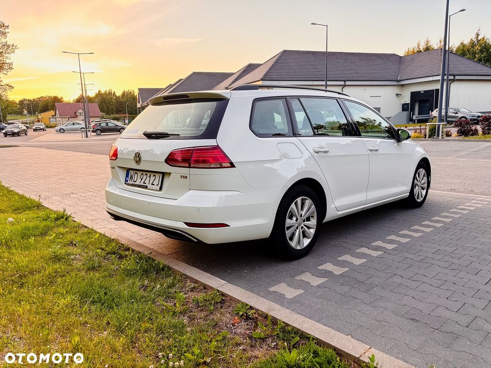 Volkswagen Golf 1.6 TDI BMT Comfortline - 4