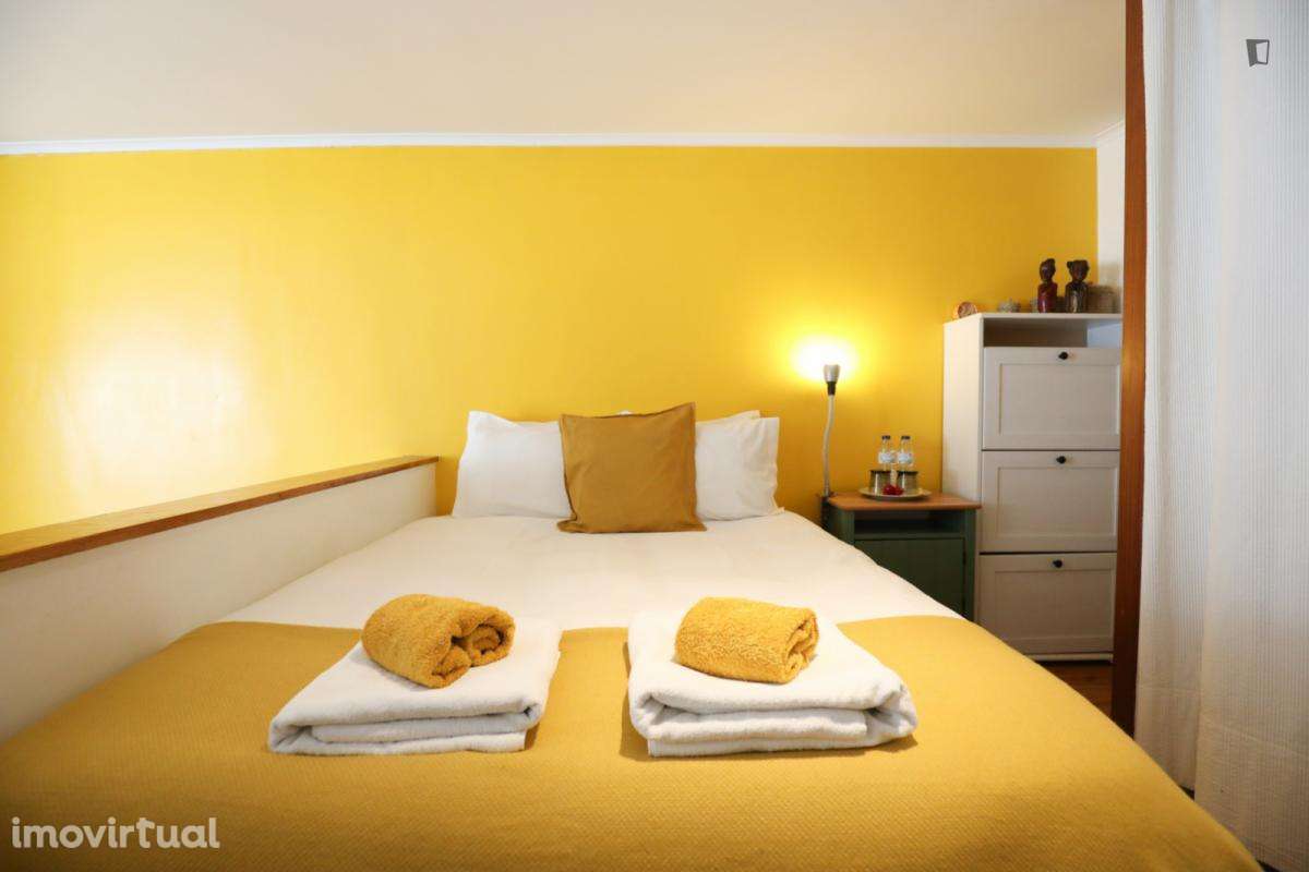 Apartamento com 1 quartos - localizado em Princípe Real Lisbon - Grande imagem: 4/60