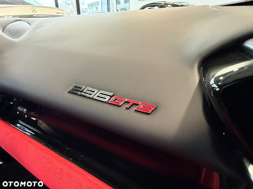 Ferrari 296 GTB - 19