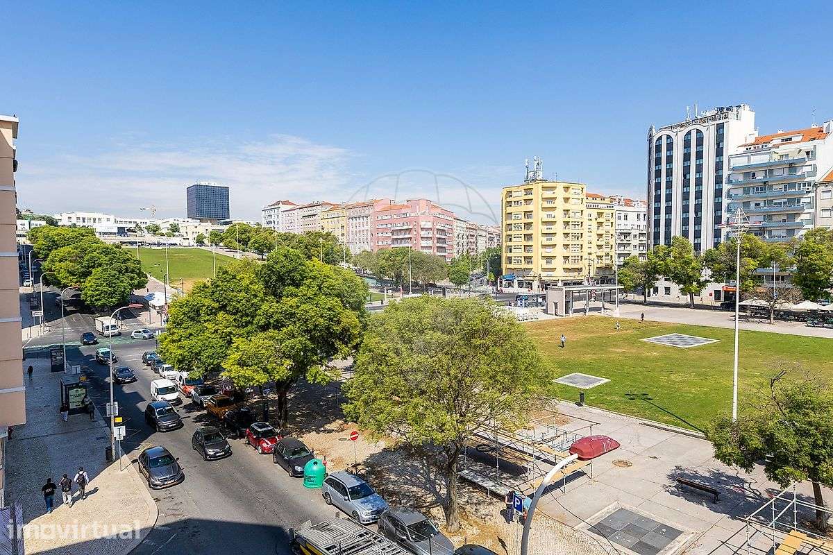 Apartamento T5 para venda - Grande imagem: 2/27